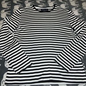 JONES NEW YORK womans top.  Size XL.